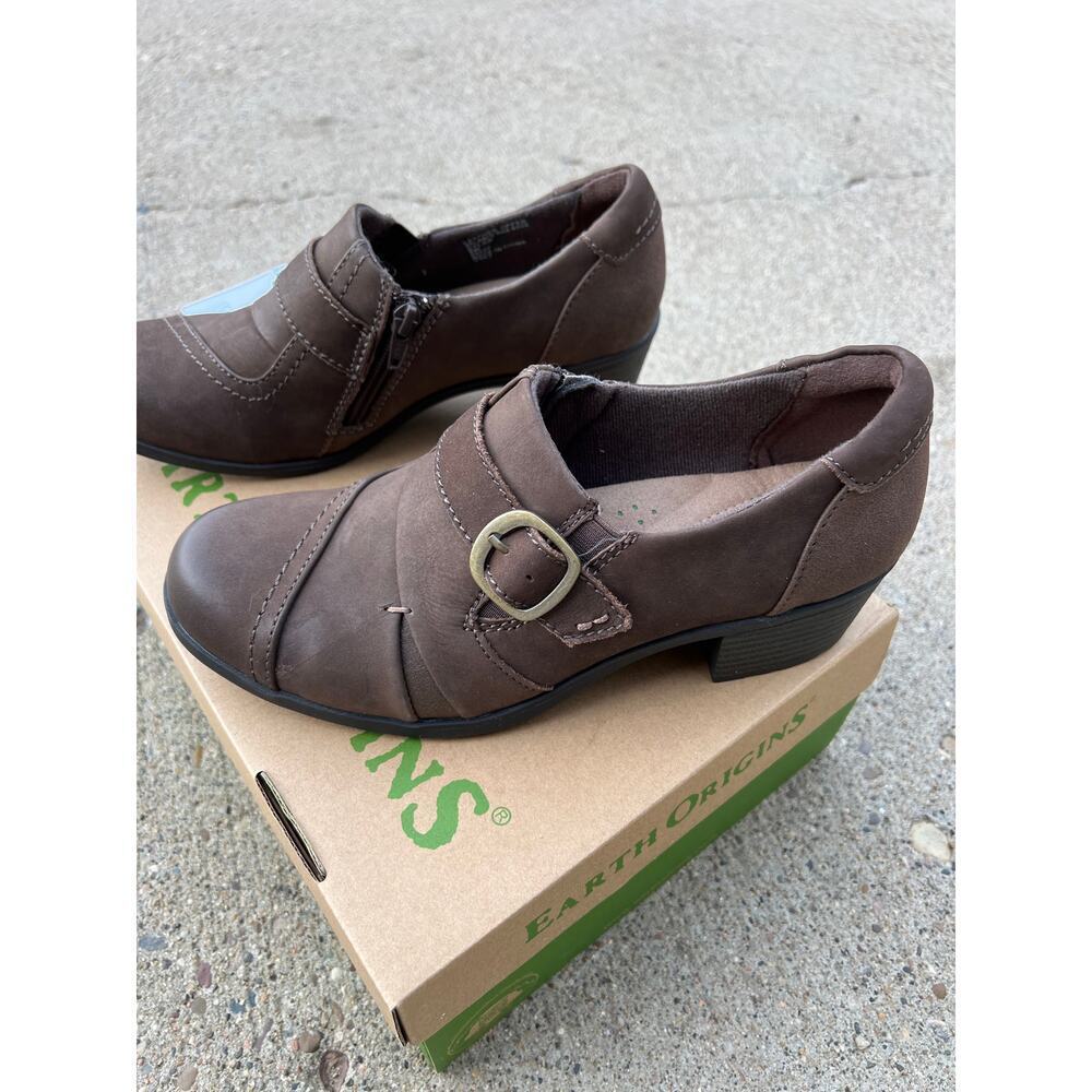 Earth Origins Dylan brown leather slip on casual shoes/booties, women's size 9